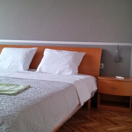 Dima Apartment Велико-Тирново Екстер'єр фото