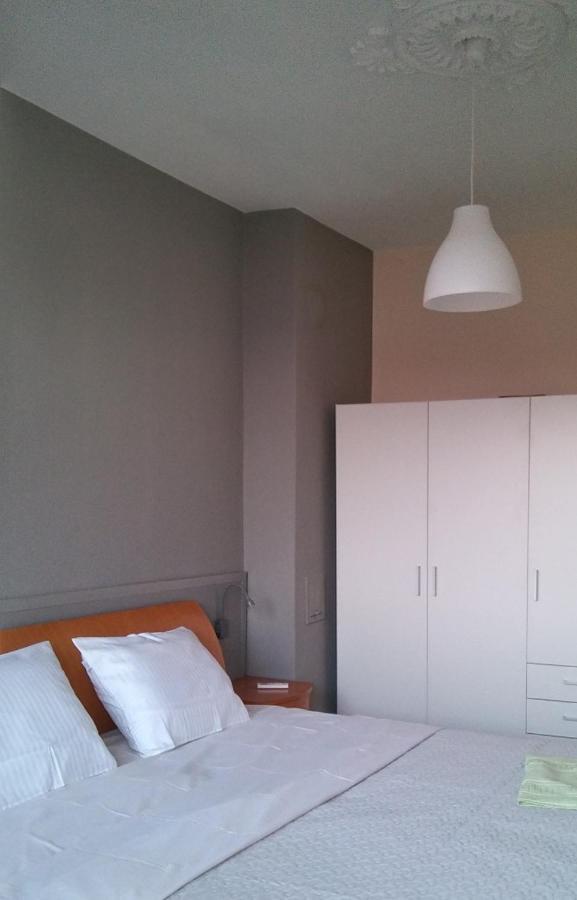 Dima Apartment Велико-Тирново Екстер'єр фото