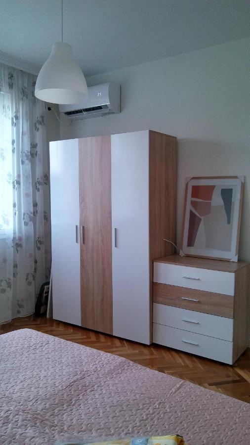 Dima Apartment Велико-Тирново Екстер'єр фото